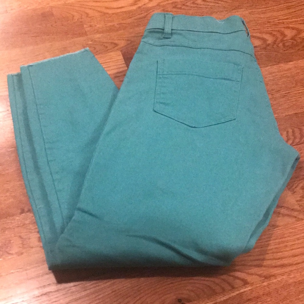 Hue green denim legging